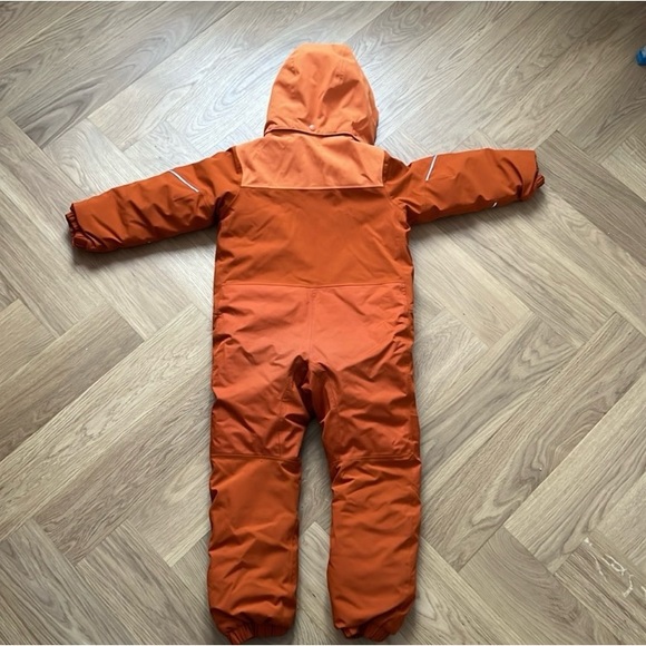 SOLD/PATAGONIA one piece snowsuit - Picture 3 of 3